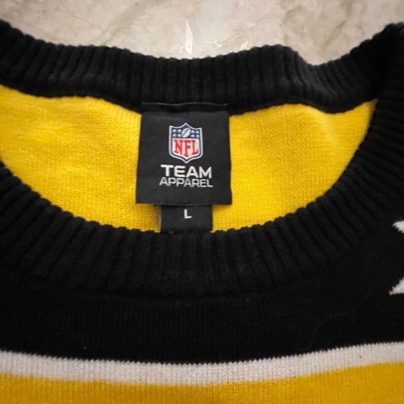 Pittsburgh Steelers NFL Team Apparel Black/Yellow Mens Ugly Christmas Sweater; L - Picture 4 of 5